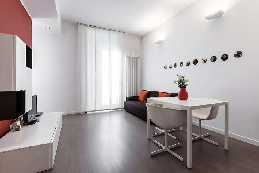 Luxury Apartments Porta Nuova ミラノ